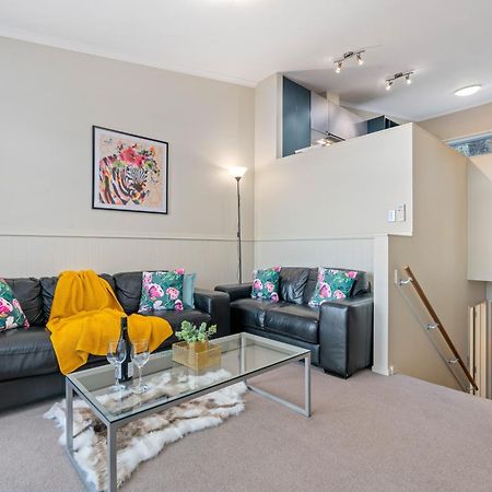 2-Bedroom Apartment With Lake & Mountain View - Beechwood Queenstown Zewnętrze zdjęcie